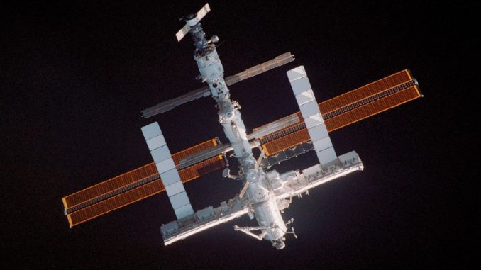 International-Space-Station-space-shuttle-crew-member-July-28-2005